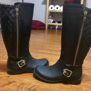 Steve Madden rainboots